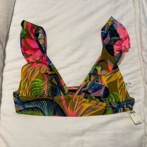 Brand new with tags, beautiful vibrant colors ruffle detailing!